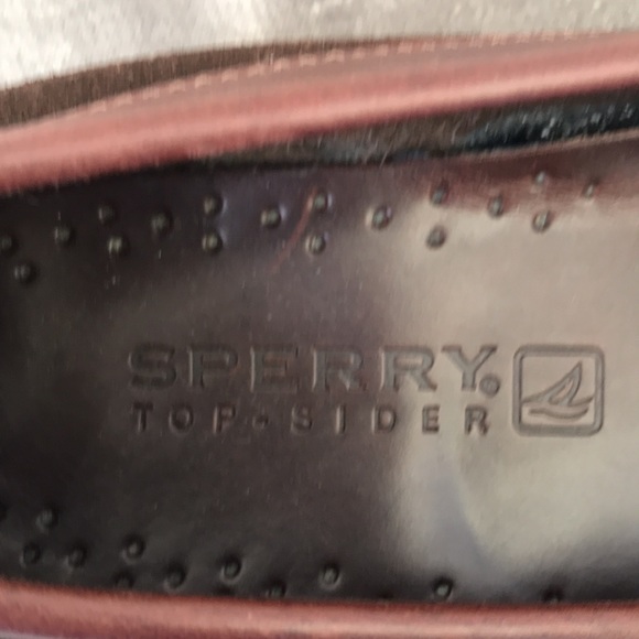 Coastal classy!Sperry Top Siders Size 10 olive-y brown color - Picture 12 of 15